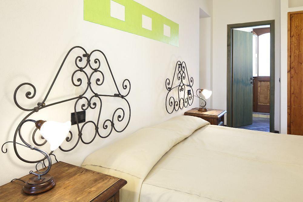 Agriturismo Terrenia Villa Trappitello Exteriör bild