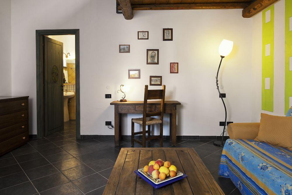 Agriturismo Terrenia Villa Trappitello Exteriör bild