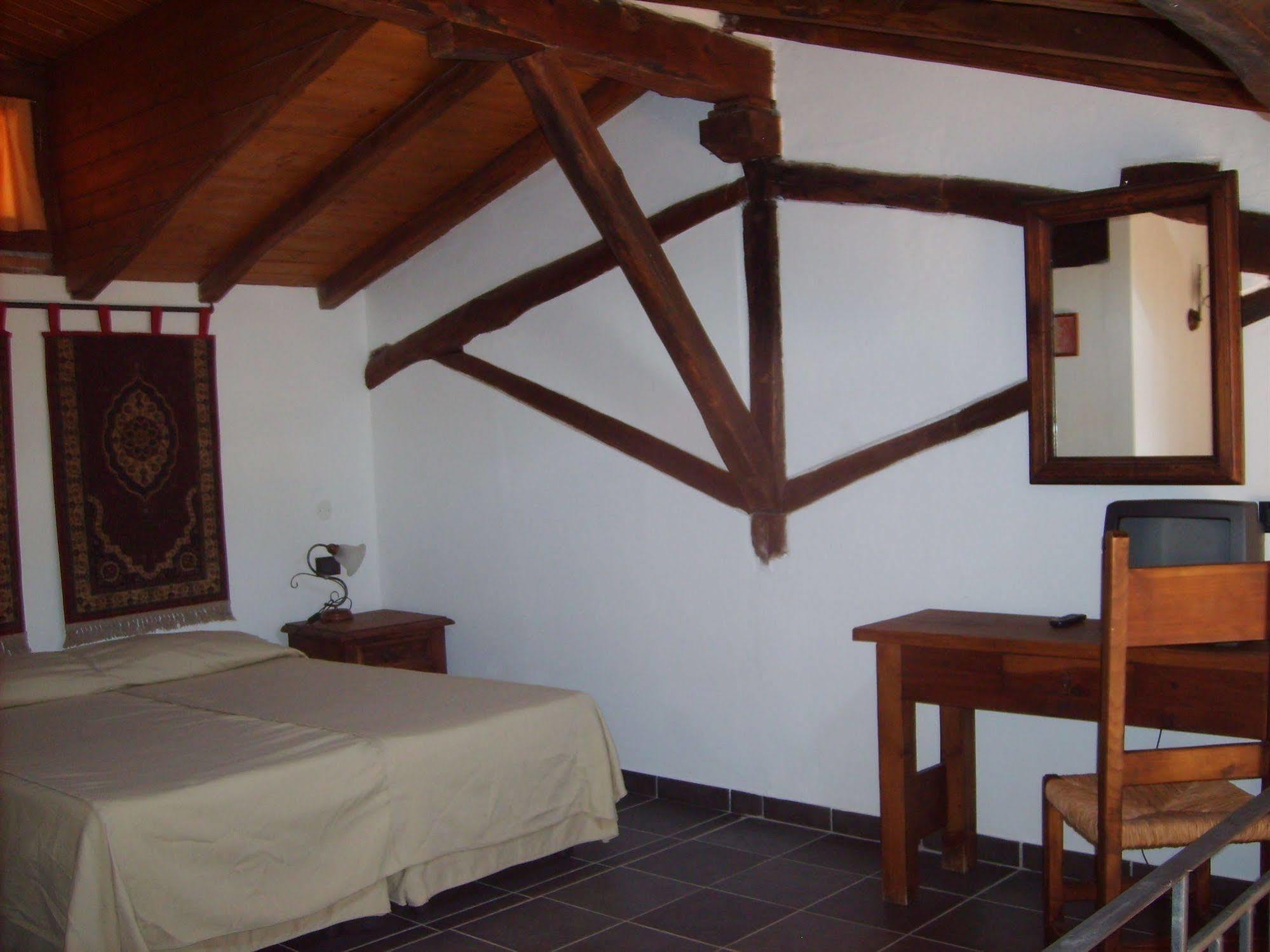 Agriturismo Terrenia Villa Trappitello Exteriör bild